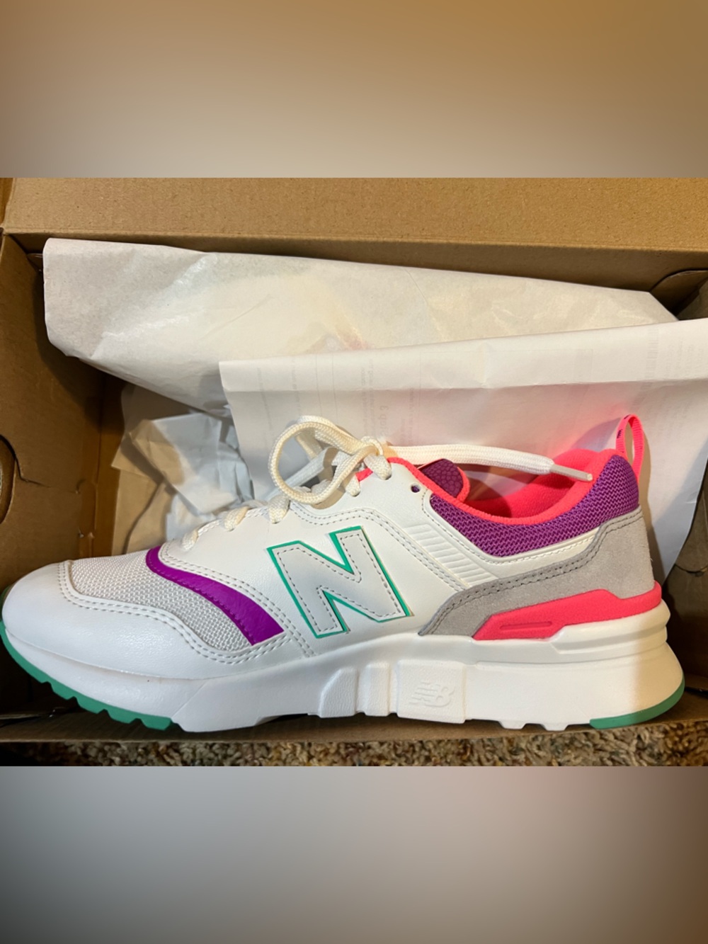 New Balance 997H - Picture 2 of 3